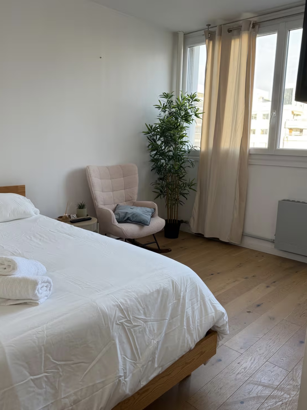 Chambre d’une propriété haut de gamme gérée par Luxury Stays